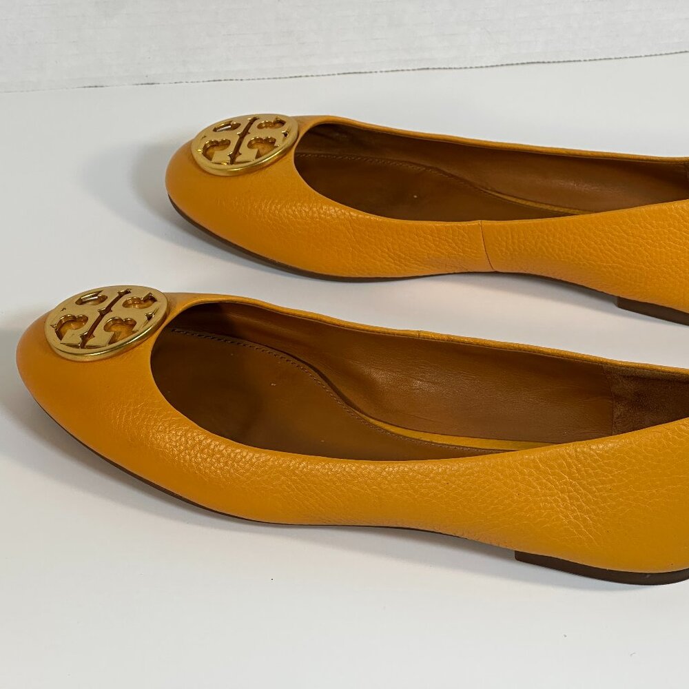 Tory Burch Size 9.5 Golden Flats - Picture 9 of 16